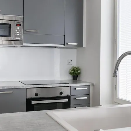 Lakeview 2-bedroom